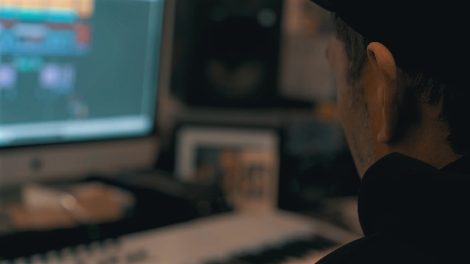 Studio scene, graded by MaestroGnome